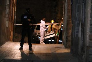 Agents investigant al carrer de l&#039;Església de Valls