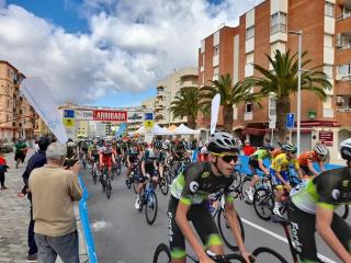 Prop de 160 ciclistes júnior van participar a la primera edició de la Clàssica l&#039;Hospitalet de l&#039;Infant