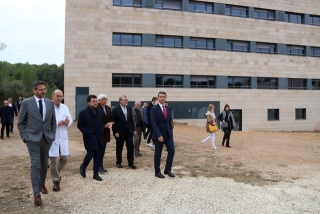 El president Pere Aragonès i el conseller Balcells visiten els terrenys on es farà l&#039;ampliació de l&#039;Hospital del Vendrell