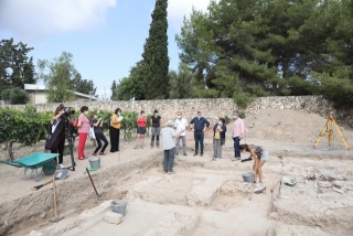 Presentació del projecte integral de recuperació patrimonial a la vil·la romana del Mas dels Frares (Constantí) al jaciment on s&#039;està treballant