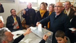El cap de llista per Tarragona d&#039;ERC, Òscar Sans, ha votat a la residència Alt Camp de Valls