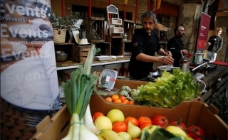 El Mercat de la fruita i la verdura de Valls tornarà a situar-se, a partir d&#039;aquest dimecres, a la plaça de l&#039;Oli i al carrer Carnisseria