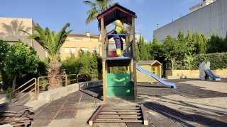 L’Ajuntament de Roda de Berà ha començat aquest matí la reforma integral del parc infantil de l’Era del Gassó