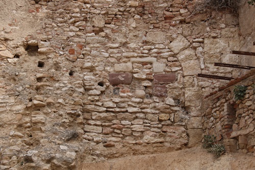 Portal dels Clergues antiga muralla Valls