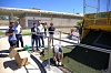 Imatge de la visita de l'alcalde de Tarragona i del conseller d'Esports al camp de futbol municipal de La Granja