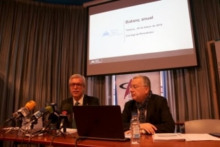 El president del CAT, Josep Fèlix Ballesteros, i el gerent, Xavier Pujol, durant la presentació del balanç de 2017 a Tortosa