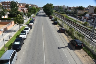 Vista general del passeig de Miramar (antiga N-340), al costat de la via del tren de Torredembarra