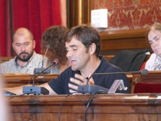 El portaveu de Junts per Tarragona, Dídac Nadal, en una intervenció al Ple de Tarragona