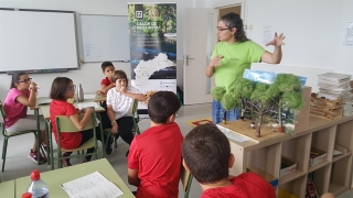 Els alumnes de 5è de primària de l&#039;escola Puig Cavaller de Gandesa van participar al taller &#039;Biomassa forestal i instal·lacions tèrmiques&#039;, impartit per la Diputació de Tarragona