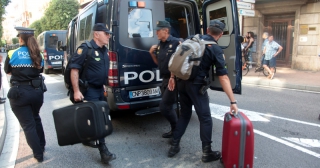 Els agents de la Policía Nacional ja no són a l&#039;Hotel Gaudí de Reus, d&#039;on van marxar ahir al matí escudats pels Mossos i la Guàrdia Urbana
