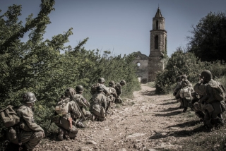 Recreació de la batalla de Carenten al poble abandonat de Marmellar. Imatge publicada el mes de desembre de 2018 (horitzontal)