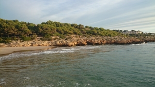 Imatge d&#039;arxiu de la platja de la Cala Romana, a Tarragona