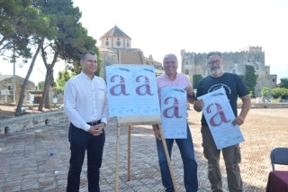 Fèlix Alonso, Diego Spano i Jaume Sánchez anunciant la Fira d&#039;artesans d&#039;Altafulla.