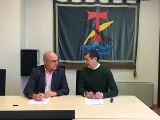 L&#039;alcalde de la Canonja, Roc Muñoz, i el vicepresident de la Fundació La Muntanyeta, Pepe Pedregal, han signat el conveni