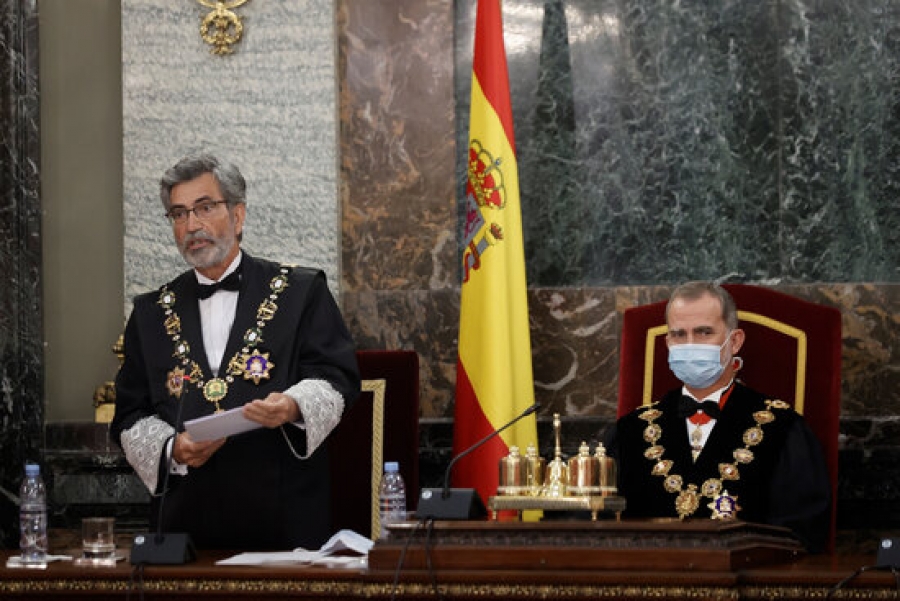 El president del Tribunal Suprem i del CGPJ, Carlos Lesmes, i el rei Felip VI, a l&#039;acte d&#039;obertura de l&#039;any judicial, aquest 6/9/2021