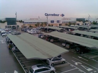 Exterior del centre comercial Carrefour Tarragona