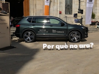El nou Seat Tarraco durant la presentació del cotxe davant l&#039;Ajuntament