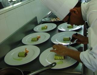 El 18è concurs de cuina &quot;De la Mar als Fogons&quot; de l&#039;Escola d&#039;Hoteleria i Turisme de Cambrils es portarà a terme el divendres 24 de febrer