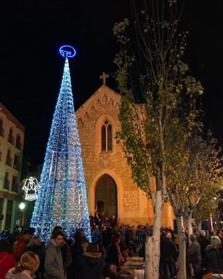 L’Encesa de llums de Nadal es farà aquest divendres 29 de novembre, a les 19.30 hores, davant de l’església del Serrallo