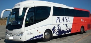 Un autocar de l&#039;empesa Plana que oferirà el nou servei de l&#039;AMT.  
