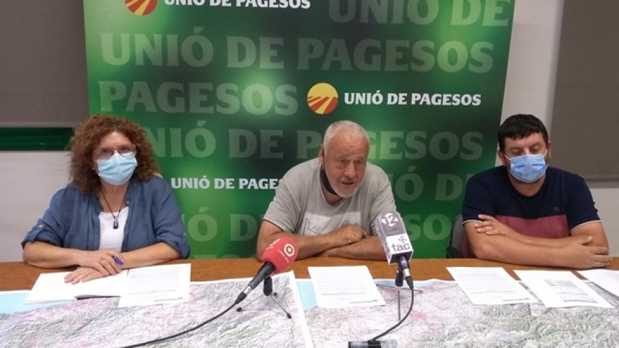 El coordinador territorial d&#039;UP al Camp de Tarragona, Pere Guinovart, -al centre de la imatge, amb Maria Rovira (Urbanisme i Paisatge) i Miquel Piñol (Terres de l&#039;Ebre)
