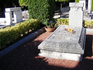 Tomba de Pau Casals, al cementiri del Vendrell