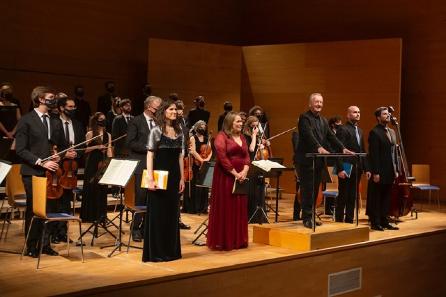 La Franz Schubert Filharmonia, el Cor Francesc Valls, sota la direcció de Paul Agnew, i els solistes, van protagonitzar la Gala Benèfica 