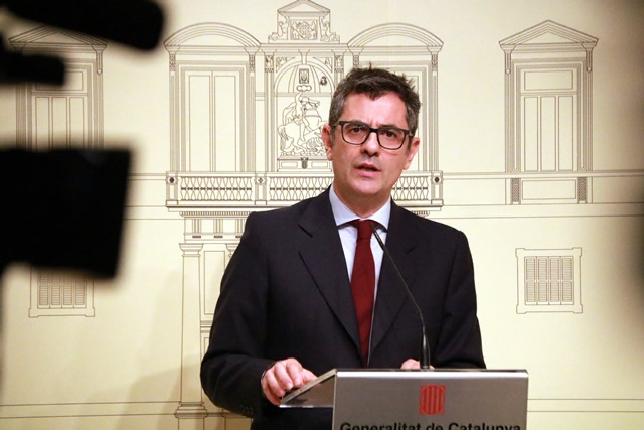El ministre espanyol de la Presidència, Félix Bolaños, compareix davant la premsa al Palau de la Generalitat 