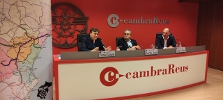 El president de la Cambra de Reus, Jordi Just, amb el diputat i el senador de Teruel Existe, en roda de premsa
