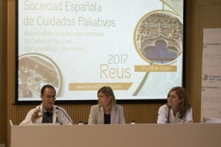 Gumà, Llauradó i Rodríguez han presentat les jornades centrades en les cures pal·liatives