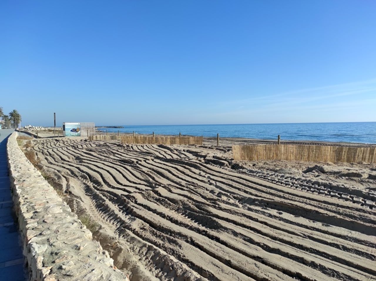 L&#039;Ajuntament de Calafell i el servei de costes de l’Estat han posat en marxa el projecte de naturalització de les platges del municipi