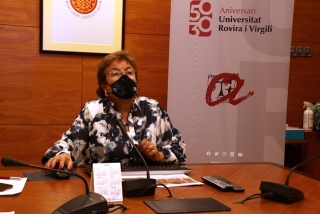 La rectora de la URV, María José FIgueras, ha explicat en roda de premsa l&#039;aprovació del Pla de Sostenibilitat Ambiental i Acció Climàtica 2021-2030  