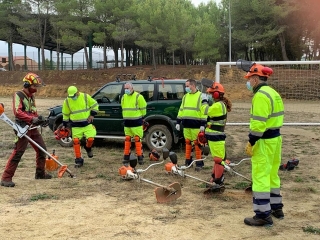Els integrants del Pla d’Ocupació de la Conca de Barberà estan treballant en la neteja i l’arranjament d’espais naturals de diversos municipis