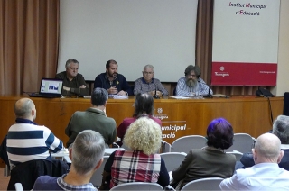 La trobada entre el conseller Xavi Puig i l&#039;AVV Verge del Carme es va desenvolupar a la sala d’actes de l’Institut Municipal d’Educació (IMET).