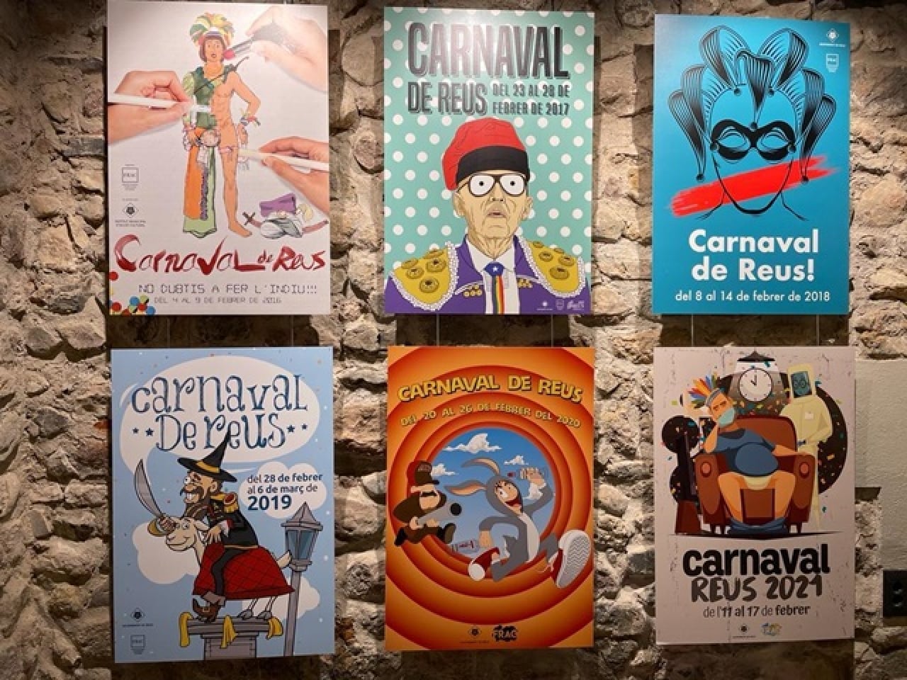 Al Centre Cultural El Castell es pot veure la mostra dels cartells de Carnaval participants al concurs i els cartells dels 25 carnavals de la FRAC