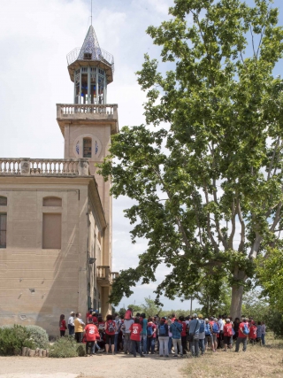 La caminada va incloure una visita a la Torre Fàbregas