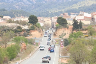 La marxa lenta per la N-420, amb el nucli urbà de Gandesa al fons, el passat 29 de març 