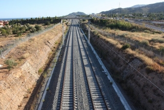 Adif posarà en tensió la nova catenària instal·lada als accessos ferroviaris de diverses empreses de l’entorn de Tarragona al Corredor Mediterrani