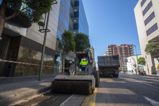 Les obres de pavimentació i nou carril bici al carrer Pere Martell de Tarragona ja estan en marxa