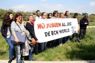 Membres de la plataforma Aturem BCN World durant una protesta, l&#039;any 2014