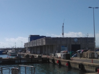 Les plaques fotovoltaiques s&#039;instal·laran al sostre de l&#039;edifici de la Confraria de Pescadors de Cambrils