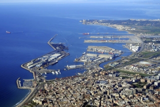 Imatge aèria de la ciutat i el Port de Tarragona