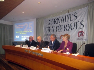 El president de Mediterrània i de la CET, Àngel Juárez, -el segon per la dreta-, en les 25es Jornades Científiques celebrades al Port de Tarragona
