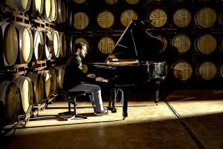 El pianista prioratí Lluís Capdevila actuarà aquest dissabte al Celler de Vila-seca