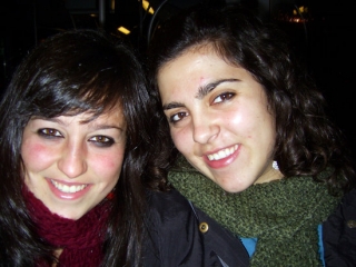 Les dues víctimes catalanes del Love Parade, Clara Zapater i Marta Acosta, en una imatge d&#039;arxiu