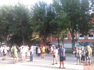 Concentració veïnal davant del CAP de Bonavista, el passat 30 de juliol, a la Rambla del barri tarragoní