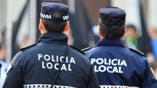 Imatge d&#039;arxiu d&#039;uns agents de la Policia Local de Roda de Berà