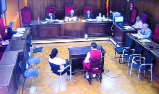Captura de pantalla de l&#039;acusat de violar i retenir una dona a Tarragona, declarant a l&#039;Audiència de Tarragona, el 13 de març del 2020