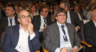 Els dirigents del PDeCAT, amb Carles Puigdemont al capdavant, en el consell d&#039;ahir