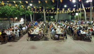 Sopar de germanor amb més de 500 persones a la Festa Major de la Xamora, a Valls